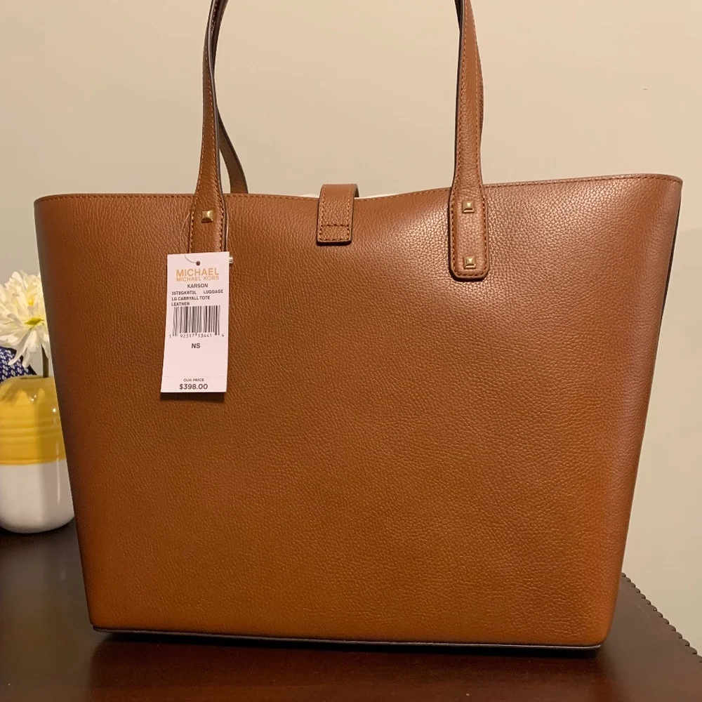 Michael Kors spacious michael